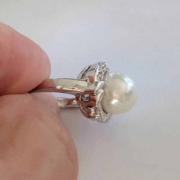 Pearl set in 18 Kt GE Ring - Size 5 - Picture 2 of 4